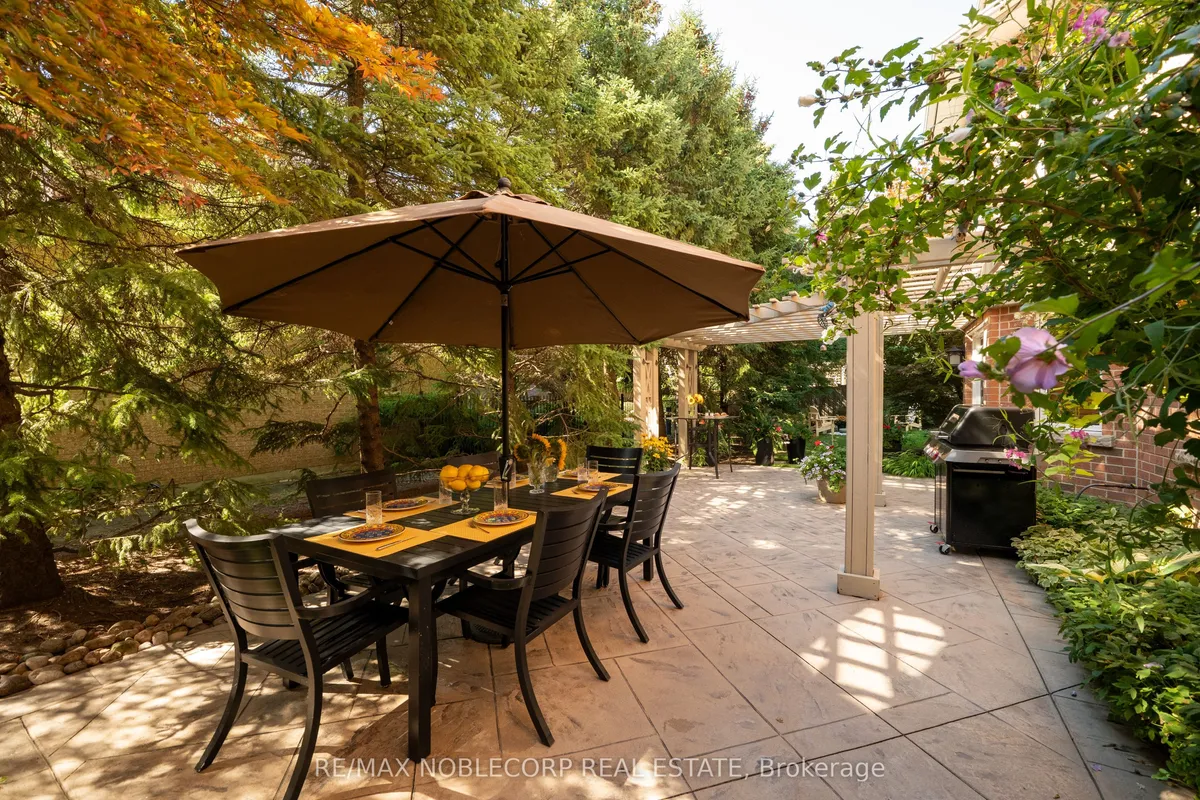 19 Stockdale Crescent, ON L4C 3T1