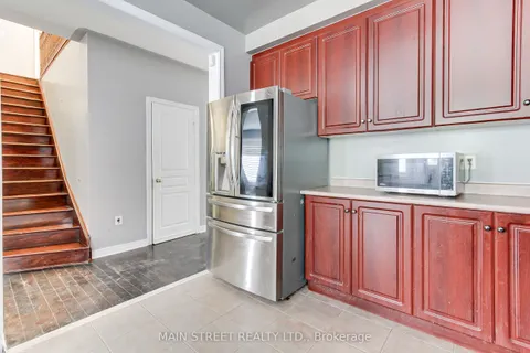 4 Cider Crescent Crescent, ON L4E 4A4