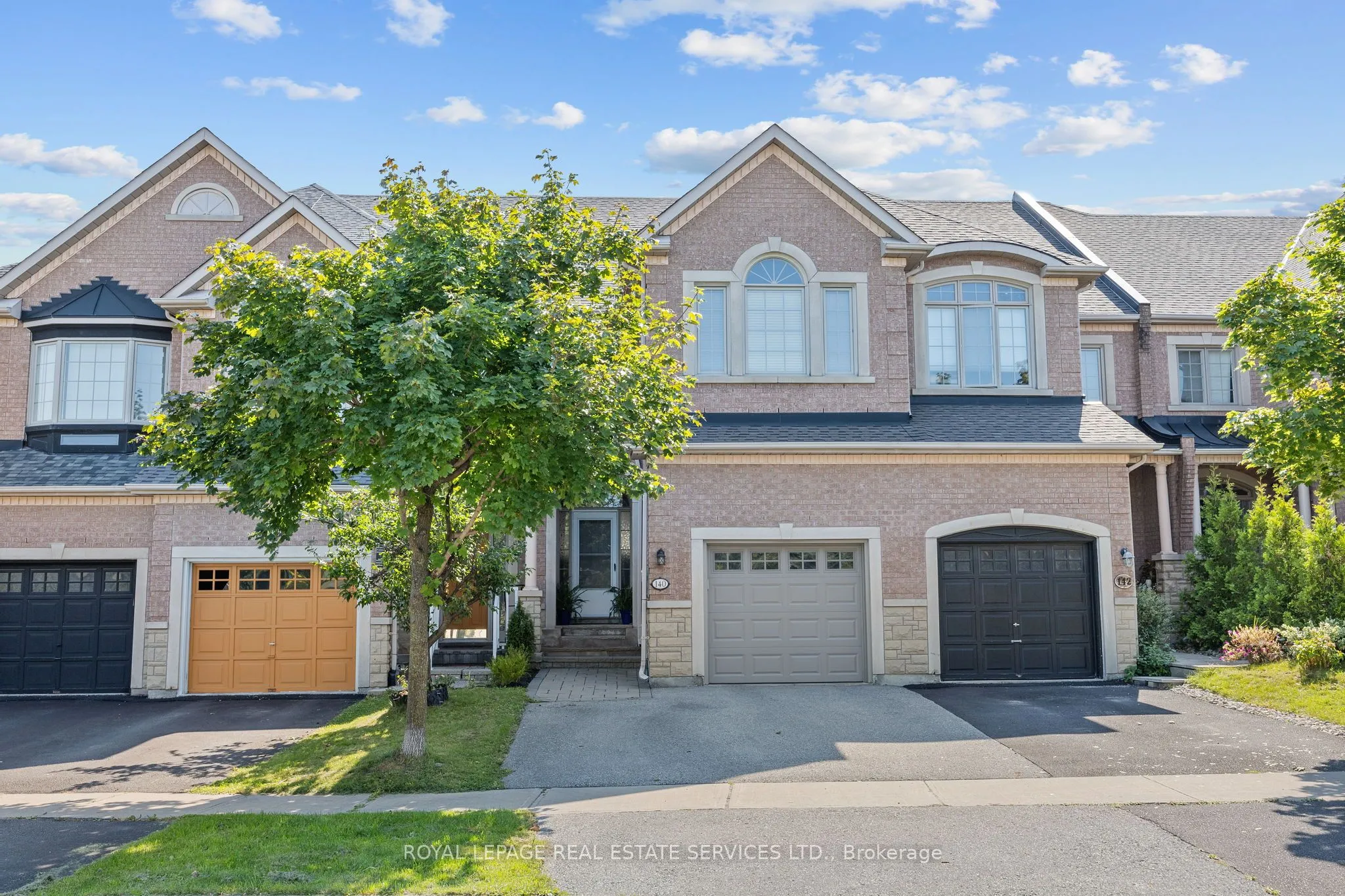140 Kingsbridge Circle, ON L4J 8P2