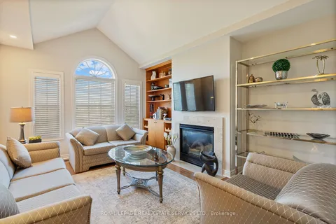 140 Kingsbridge Circle, ON L4J 8P2