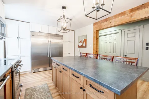 7816 6th Line, ON L0M 1T0