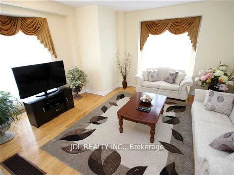 1919 Bur Oak Avenue, ON L6E 1W3