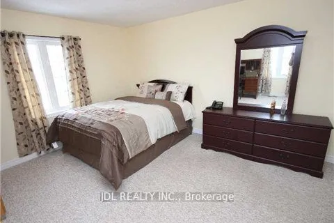 1919 Bur Oak Avenue, ON L6E 1W3