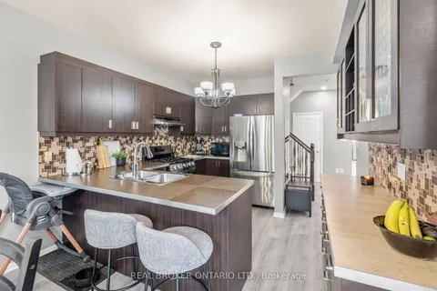 85 Laurier Avenue, ON L4E 4P7