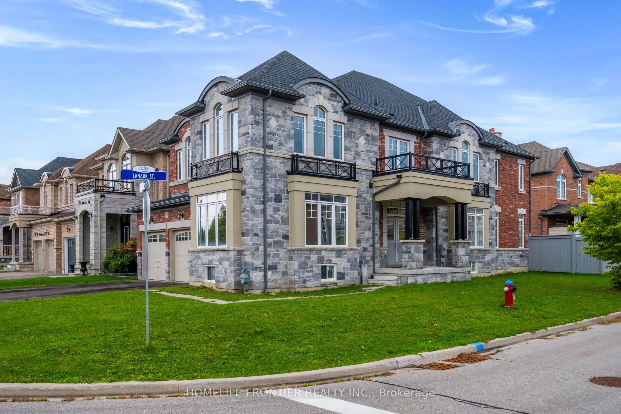 227 Inverness Way, ON L3Z 0W6