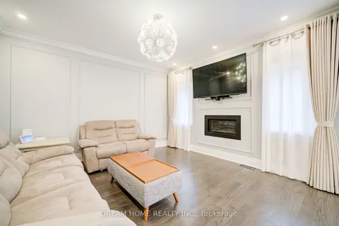 41 Mynden Way, ON L3X 3A8