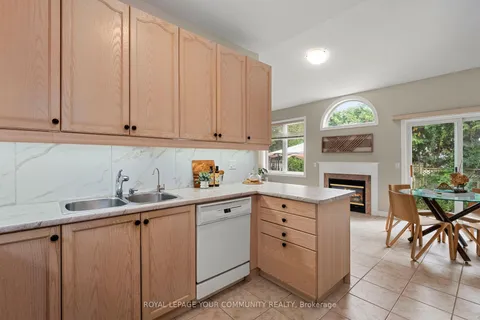 29 Cliveden Place, ON L6C 2S4