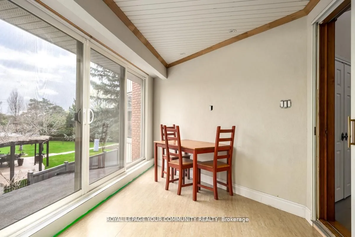 117 Hayhoe Avenue, ON L4L 1S5