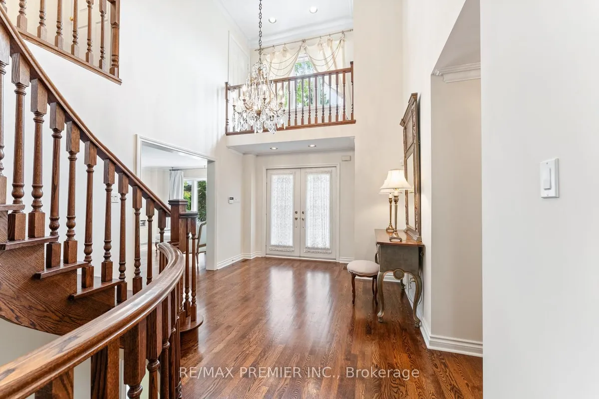 82 Jules Avenue, ON L4L 1Y3