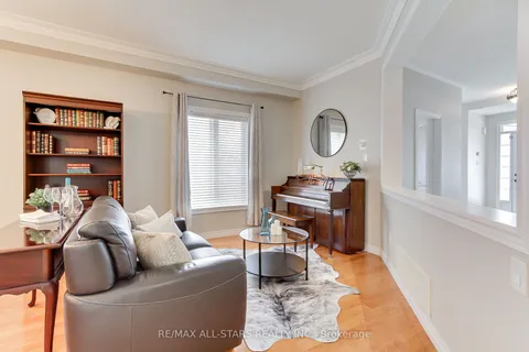 20 James Ratcliff Avenue, ON L4A 1P3