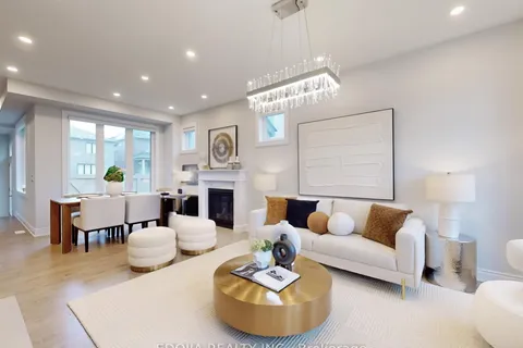 10 Pevensey Lane, ON L6C 3J2