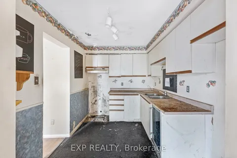 2183 Ferguson Street, ON L9S 1X6