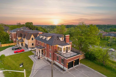 10690 Islington Avenue, ON L0J 1C0