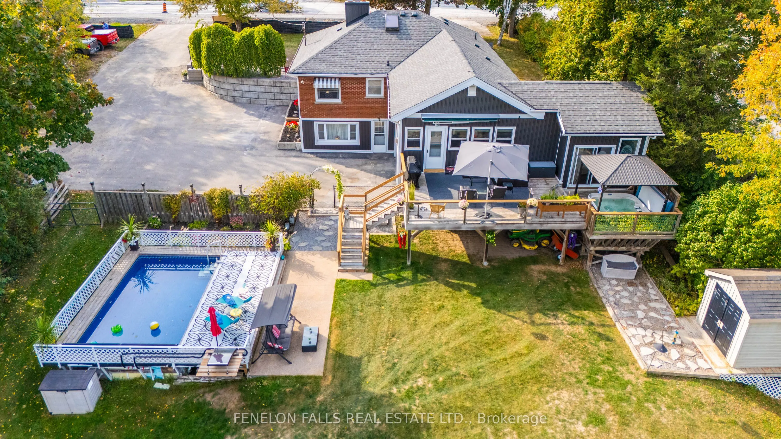 63 The Queensway N N/A, ON L4P 0L2