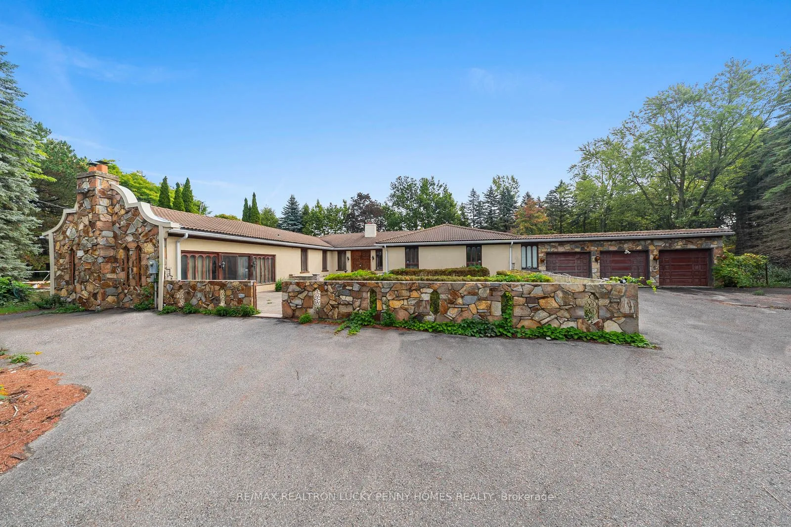 6 Scandia Court, ON L6C 1G6