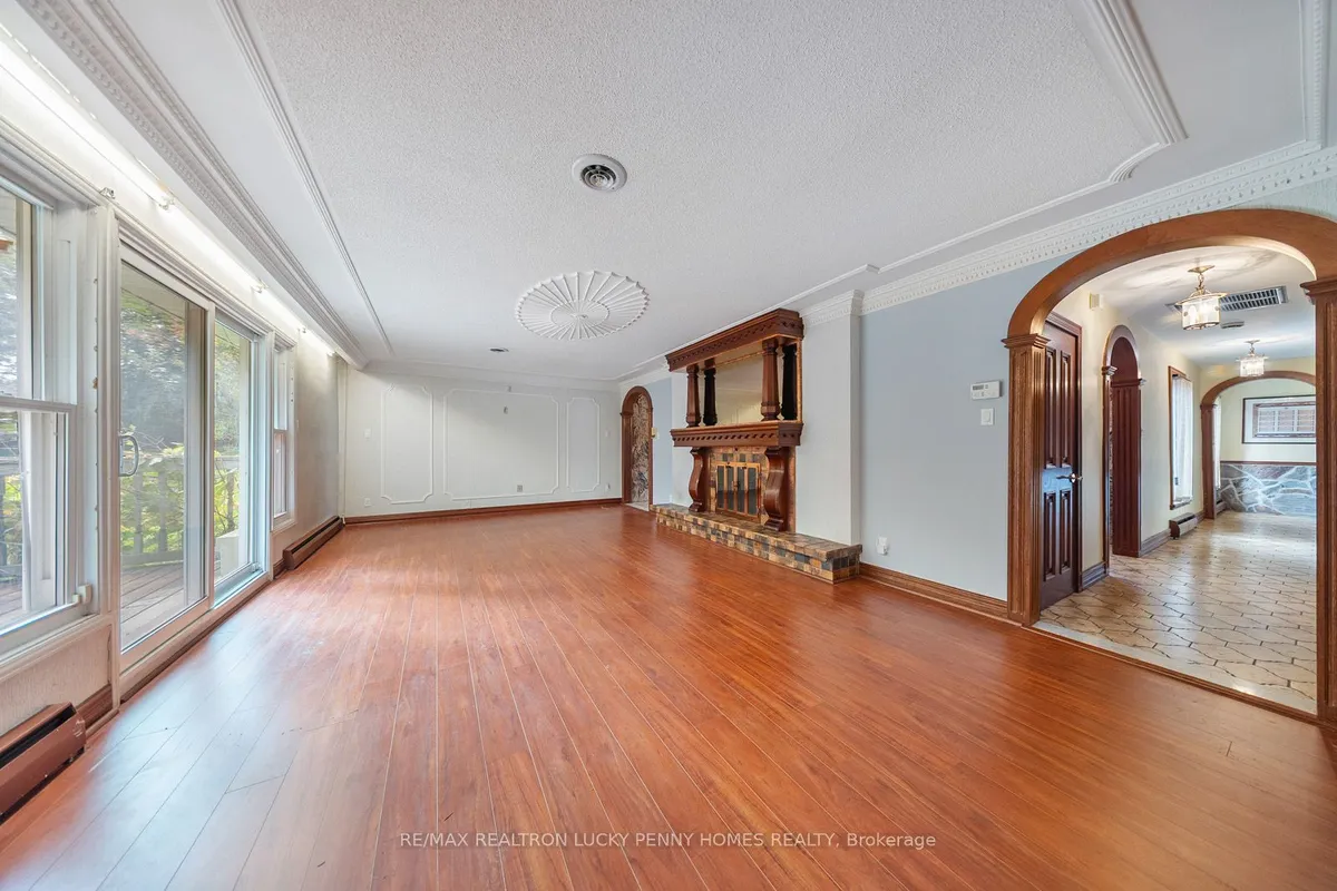 6 Scandia Court, ON L6C 1G6