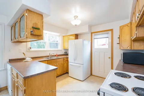 6695 10 Side Road, ON L0L 1K0