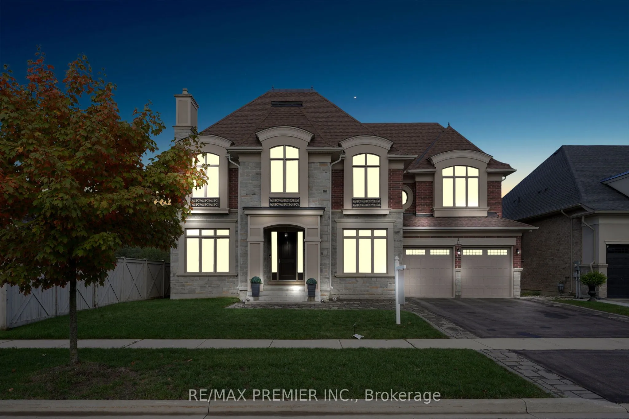 15 Peter Glass Road, ON L7B 0M7