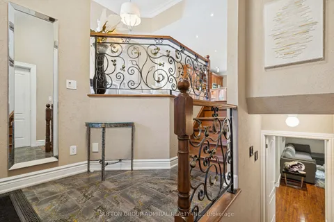 1221 Laurand Street, ON L9S 0E6