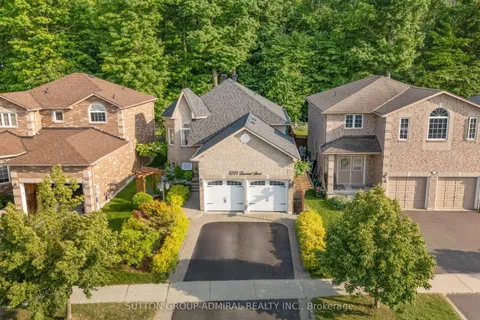 1221 Laurand Street, ON L9S 0E6