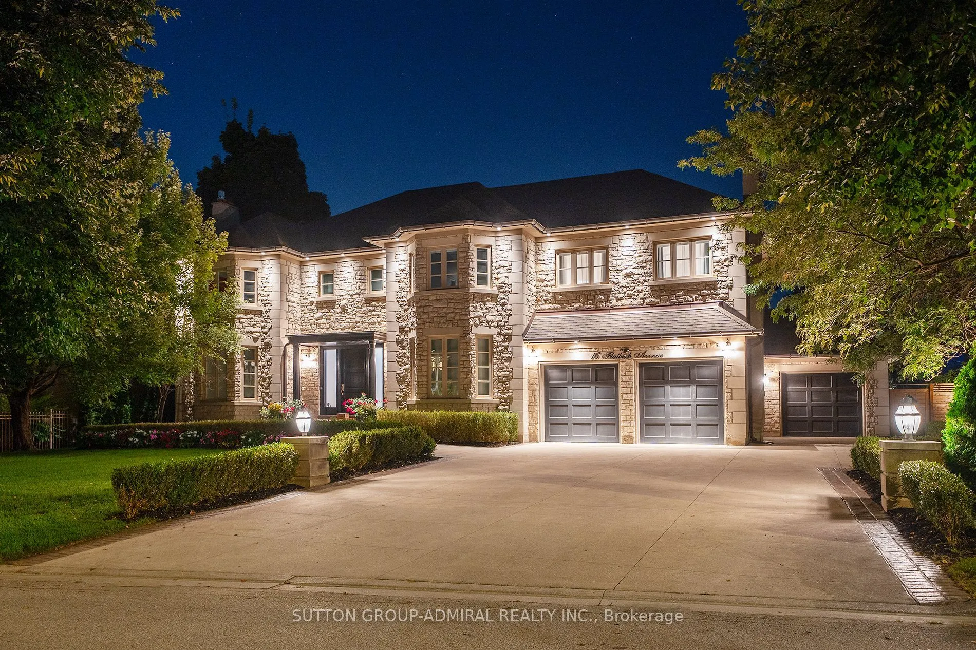 16 Flatbush Avenue, ON L4L 8K3