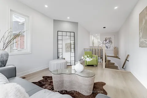 112 October Lane, ON L4G 6Z8