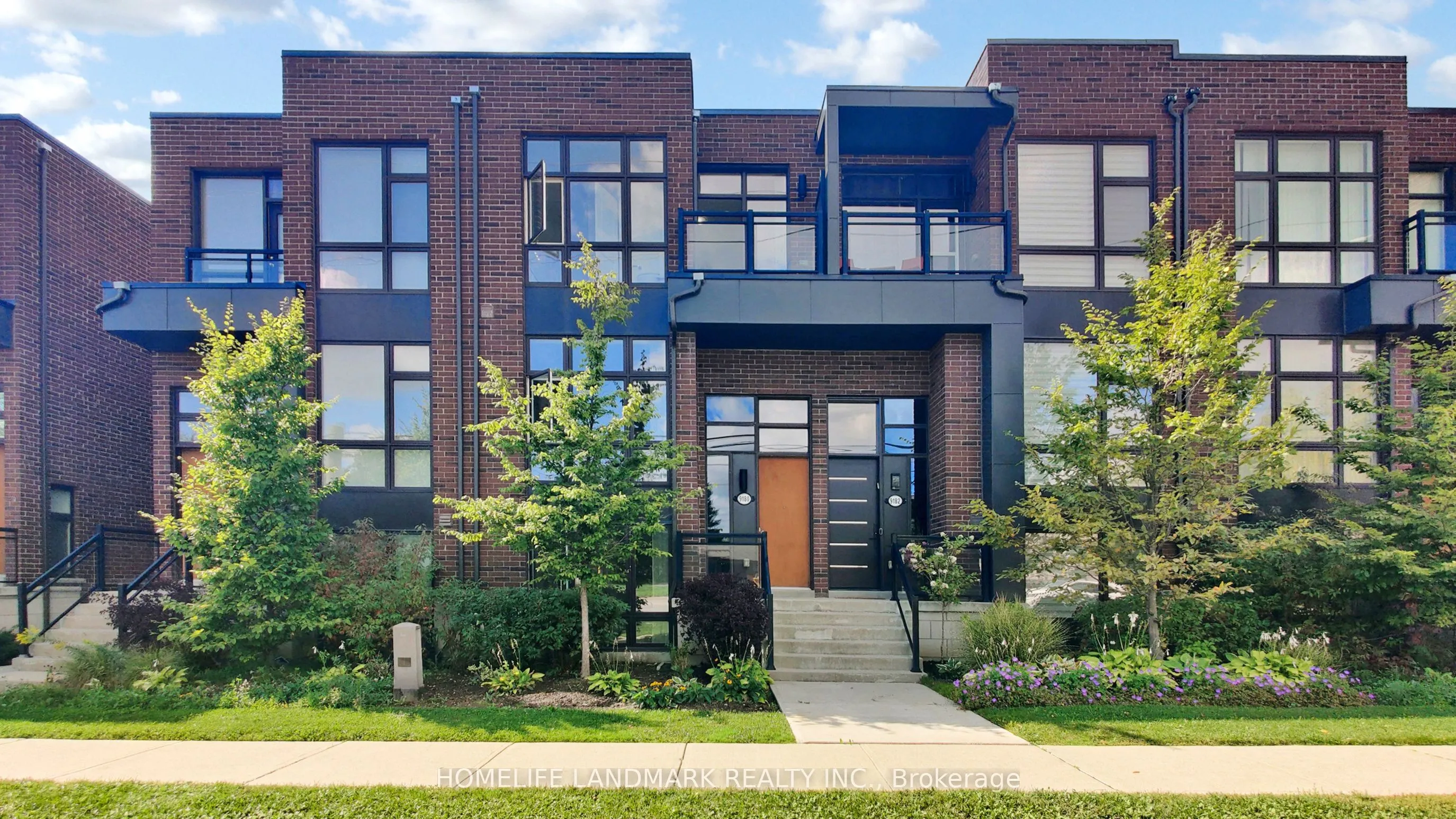 9180 Bathurst Street, ON L4J 0K1