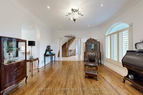 90 Offord Crescent, ON L4G 0K5