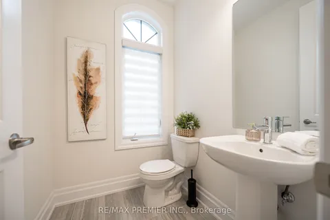 30 Enclave Court, ON L4H 4V9