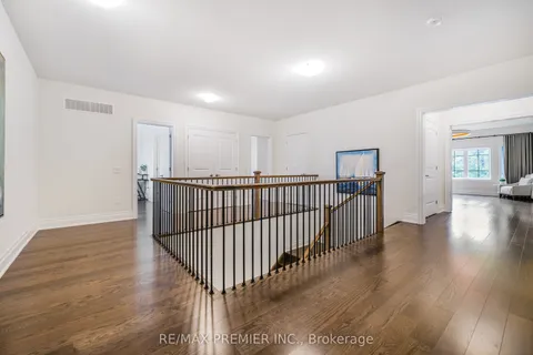 30 Enclave Court, ON L4H 4V9