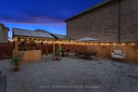 319 Danny Wheeler Boulevard, ON L4P 0K1