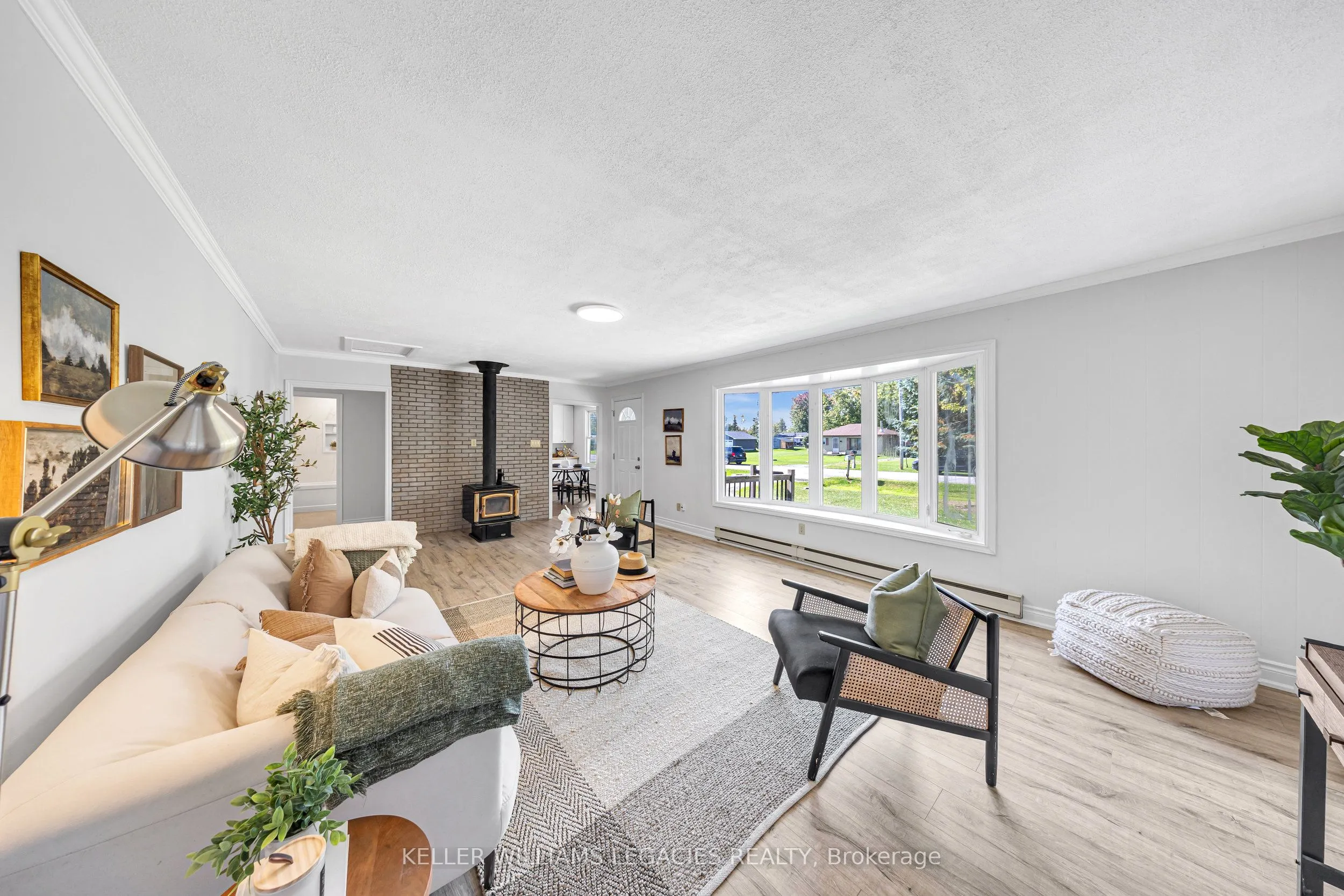 9 Centre Road, ON L0E 1N0