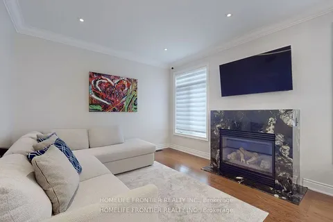 28 Rock Elm Court, ON L6A 4C2