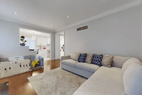 28 Rock Elm Court, ON L6A 4C2