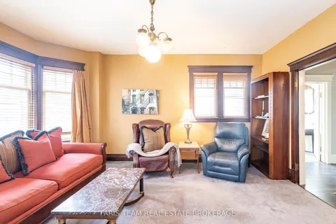 105 Barrie Street, ON L9S 2C9