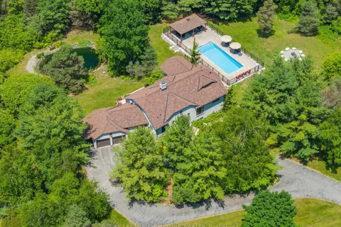 30 Kingswood Drive, ON L7B 1K8