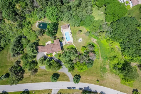 30 Kingswood Drive, ON L7B 1K8