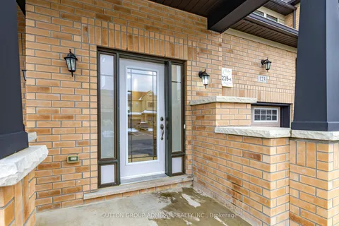 123 Arnold Crescent, ON L9R 0T5