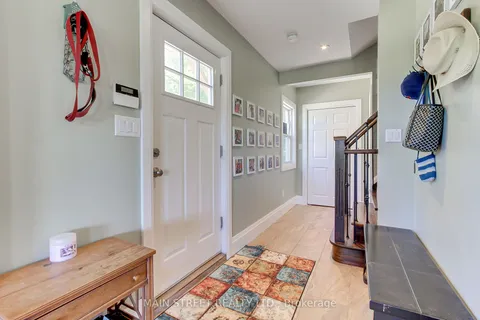 315 Cotter Street, ON L3Y 3X9