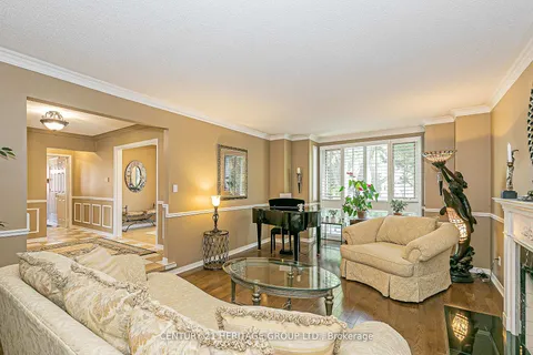 152 Cranberry Lane, ON L4G 5Z4