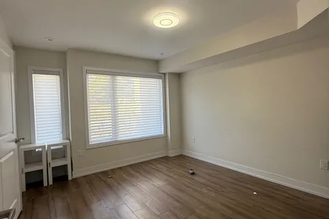 5 Ingersoll Lane, ON L4E 1G9