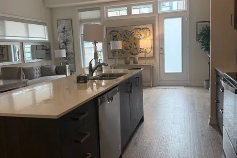 20 Credit Lane, ON L4E 1G9