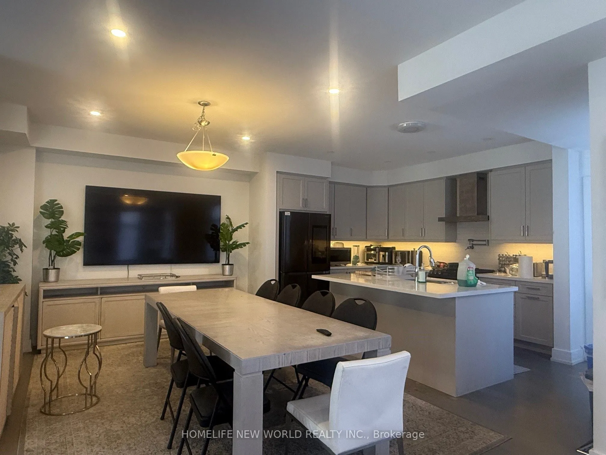 97 Guardhouse Crescent, ON L6C 3J9