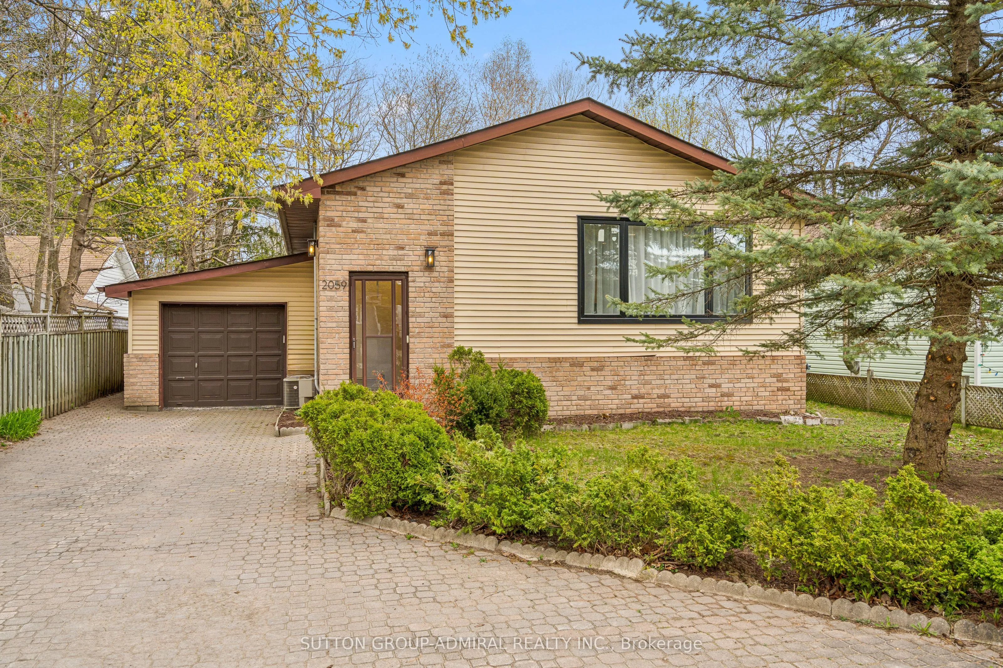 2059 Northern Avenue, ON L9S 1Z4