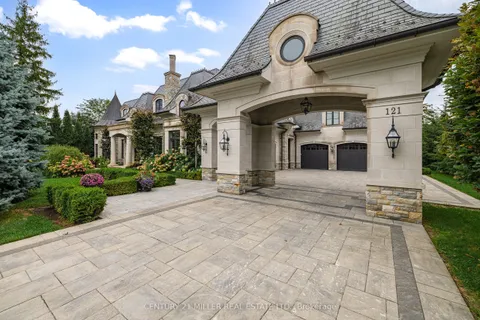 121 Rebecca Court, ON L6A 1G2