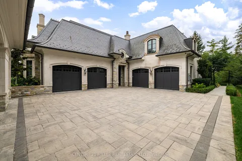 121 Rebecca Court, ON L6A 1G2