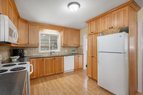 269 Rayners Road, ON L4P 1G5