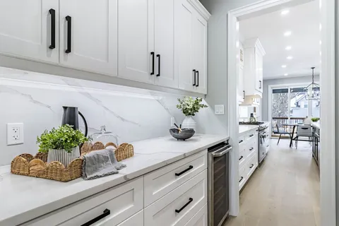 225 Sunnybrae Avenue, ON L9S 1K4