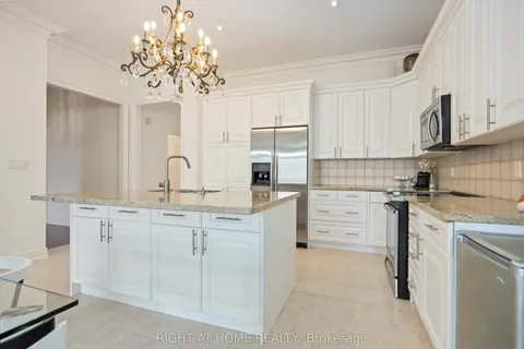 6 Sachet Drive, ON L4E 4S1