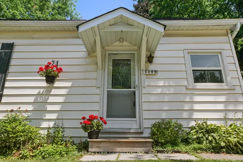 19043 Centre Street, ON L0G 1M0